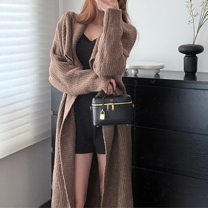 celine triomphe canvas vanity box bag